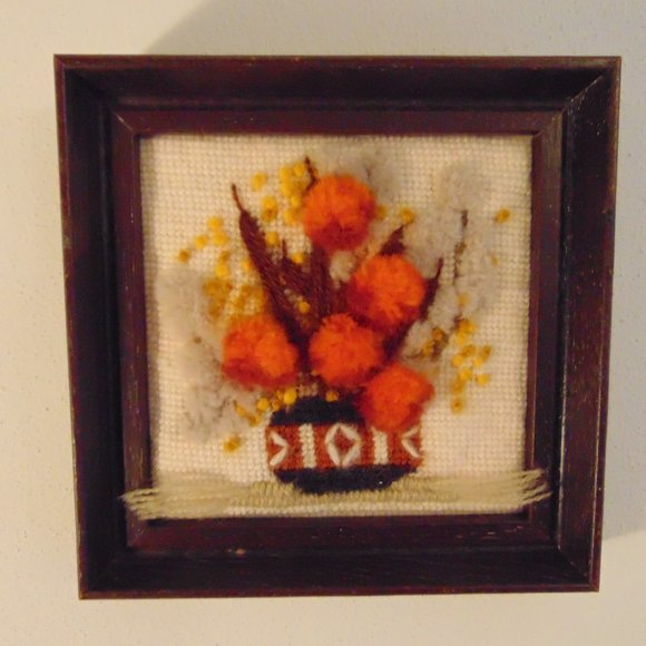 Vintage Southwestern Vase with Rust Cattails and Orange Flower, Needlepoint, 6x6 - Picture 2 of 5